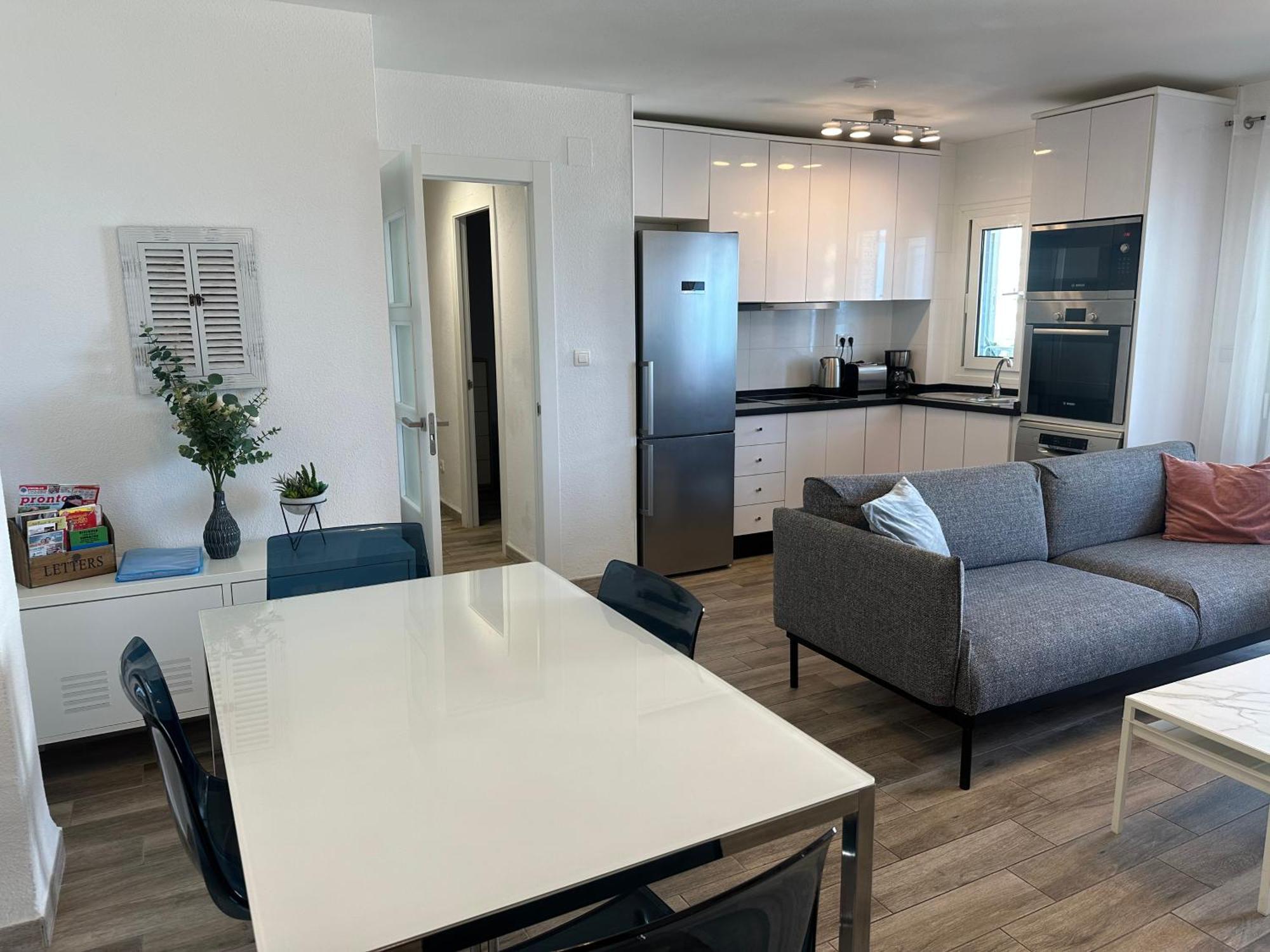 Luxury Beachfront Apartment In Benalmadena Costa Экстерьер фото