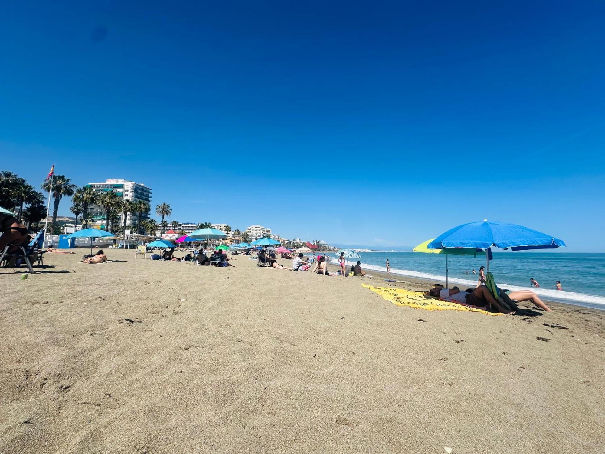 Luxury Beachfront Apartment In Benalmadena Costa Экстерьер фото
