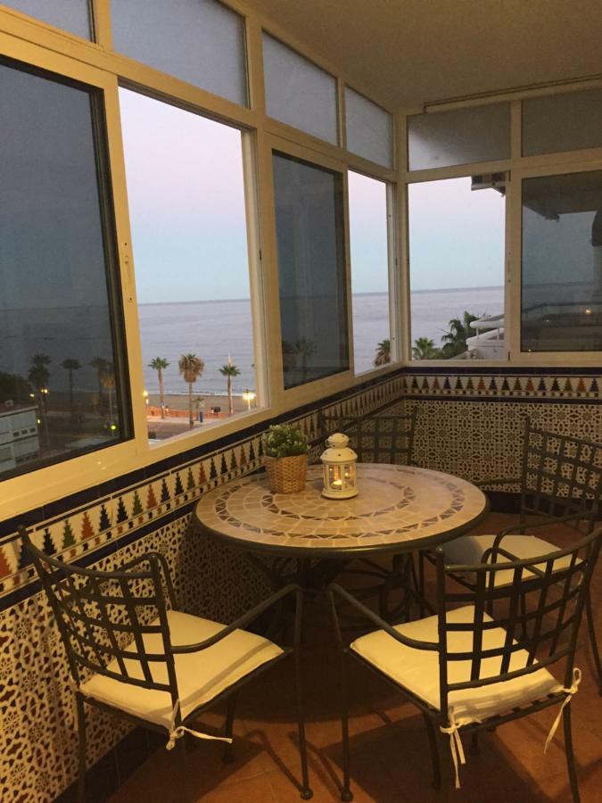 Luxury Beachfront Apartment In Benalmadena Costa Экстерьер фото