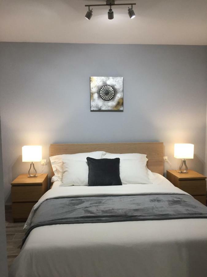 Luxury Beachfront Apartment In Benalmadena Costa Экстерьер фото