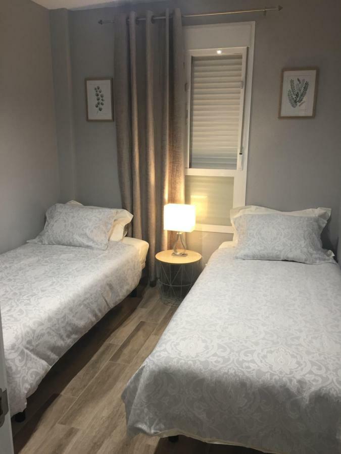 Luxury Beachfront Apartment In Benalmadena Costa Экстерьер фото
